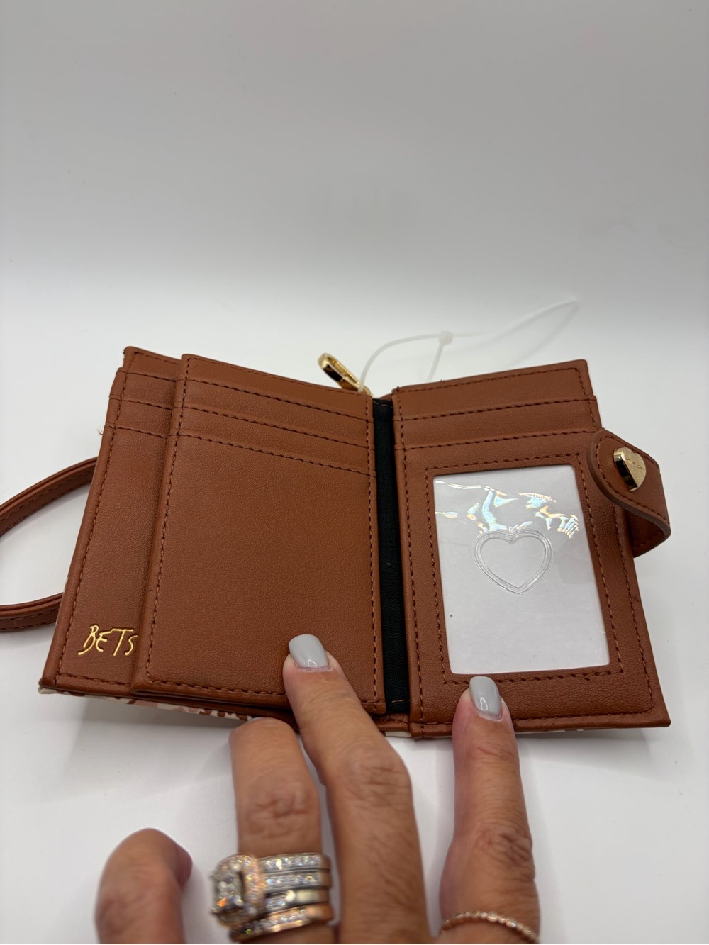 Betsy Johnson Heart-Accent Brown & Cream Patterned Women’s Wallet - Picture 4 of 5